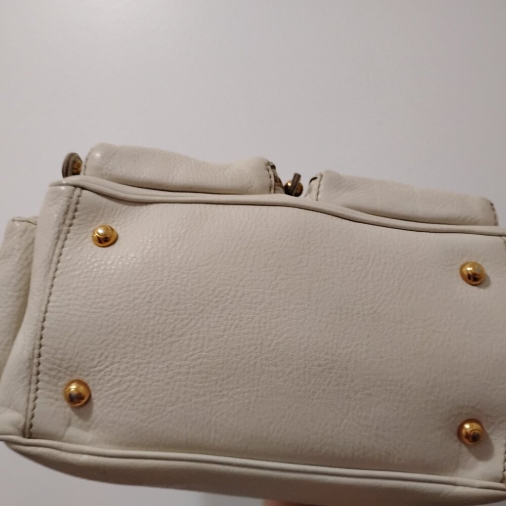 Tod's T-media Multi Pocket Cargo Shoulder bag in cream/off white - Picture 10 of 16